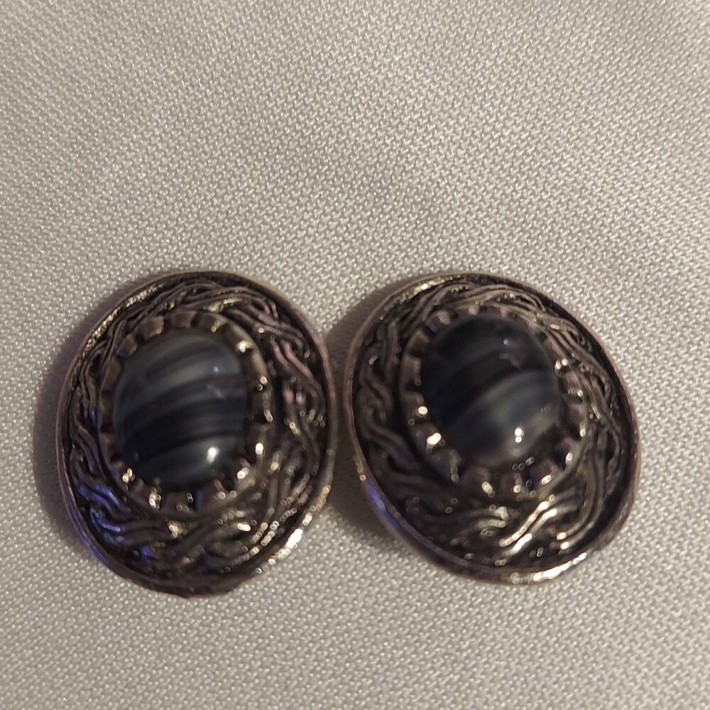 Oval Metal Southwestern Clip-on Earrings  3/4"
